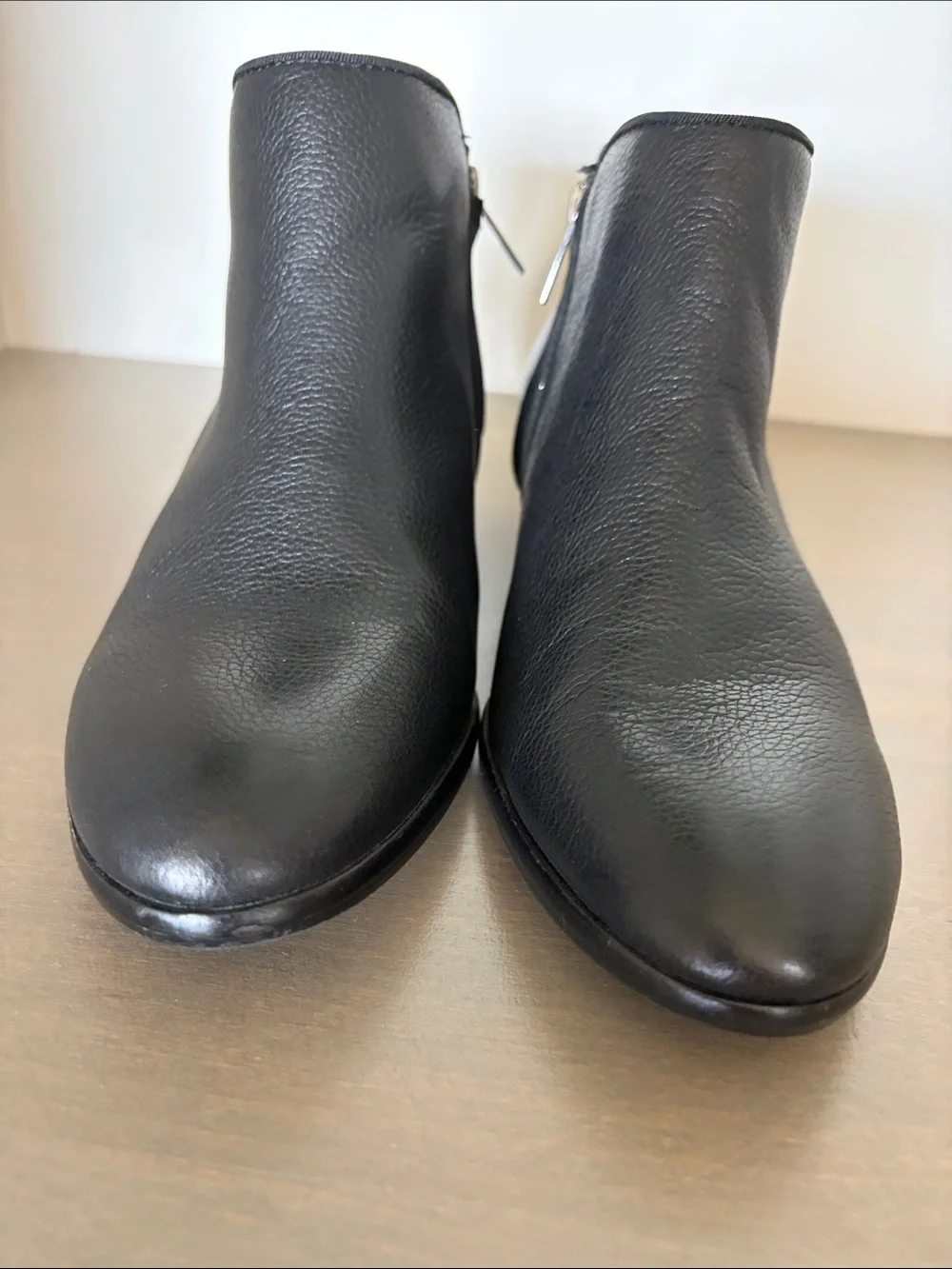 Sam Edelman Petty Black Pebbled Leather Booties size 8M